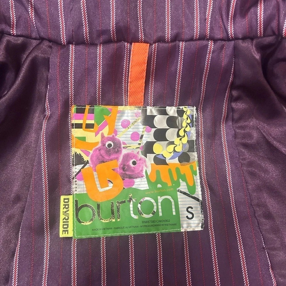 Burton S vintage Y2K snowboarding jacket  very good condition! - Picture 11 of 11